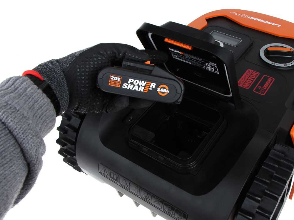 Worx-Landroid-WR167E-Robot-cortacesped-con-perimetro-bateria-20V-y-4Ah-M700-2.0-21 Worx-Landroid-WR167E-Robot-cortacesped-con-perimetro-bateria-20V-y-4Ah-M700-2.0-21